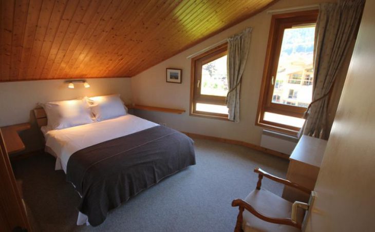 Chalet Grand Sapin, Morzine, Bedroom 3